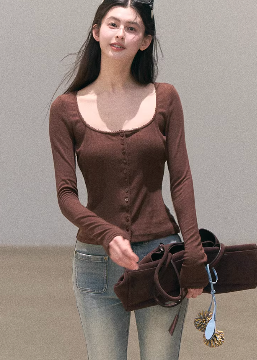 ribbed cardigan women, u neck knit top, korean fashion cardigan, spring outfit ideas, casual spring outfits, slim fit cardigan women, lightweight knitwear, button cardigan top, soft aesthetic outfit, modern feminine clothing, parisian style clothing, versatile layering top, chic everyday outfit, calm luxury fashion, breathable knit top, effortless style cardigan, refined casual wear, spring wardrobe essential, minimal knit top, fitted cardigan women