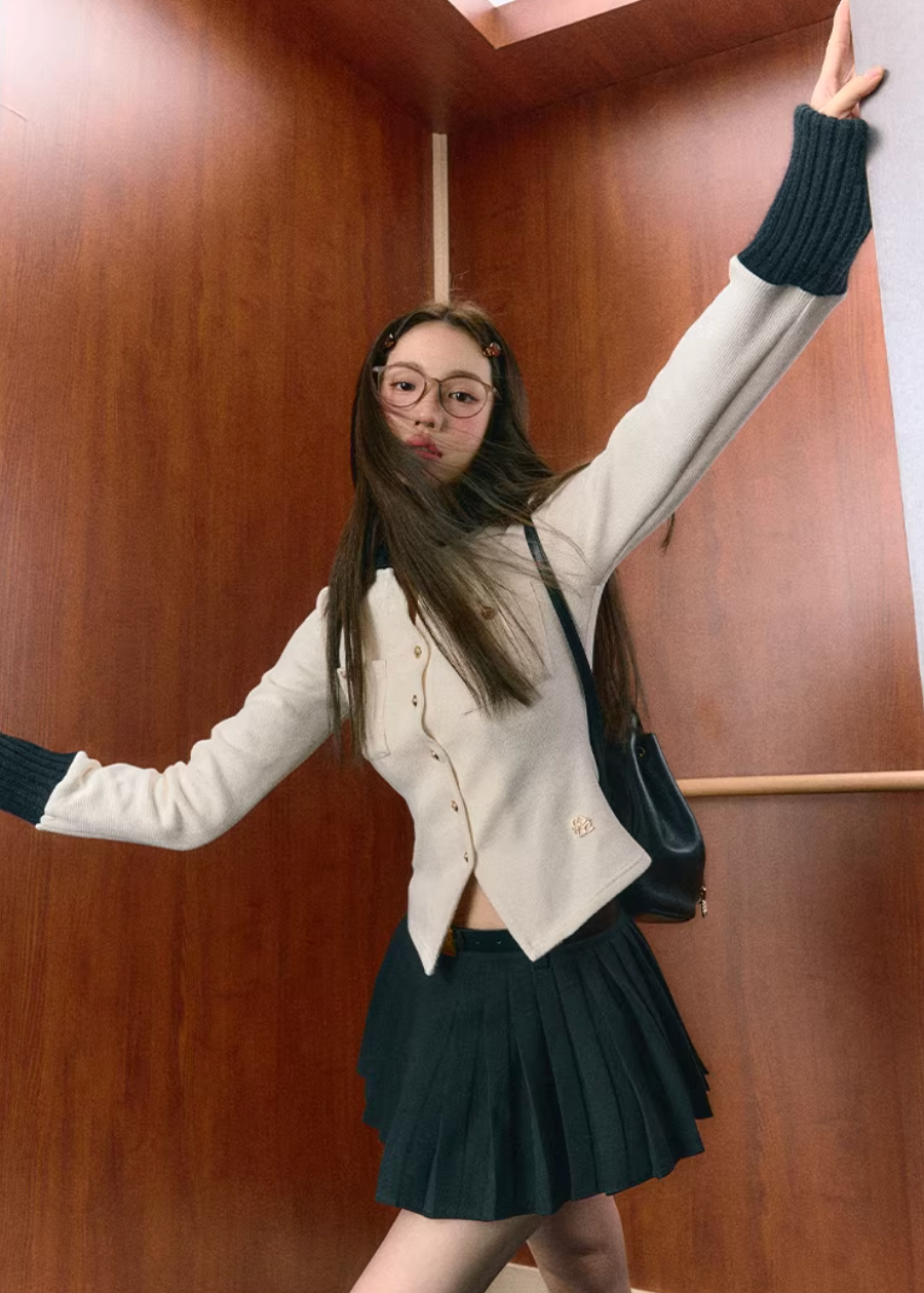 preppy outfit set women, pleated skirt suit, korean fashion set, brunch outfit ideas, brunch outfits, summer outfit ideas, school style outfit women, aesthetic fashion outfit, modern feminine clothing, parisian style clothing, versatile two piece outfit, chic everyday outfit, casual preppy outfit, soft girl aesthetic outfit, lightweight skirt set, feminine casual wear, stylish matching set, minimal fashion outfit, cute outfit ideas, everyday outfit set