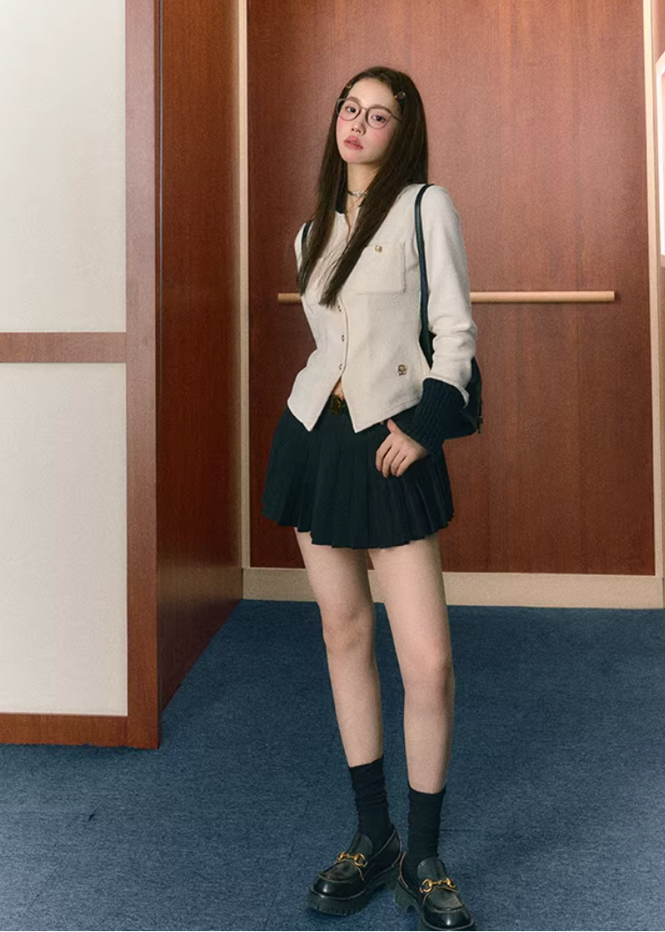 preppy outfit set women, pleated skirt suit, korean fashion set, brunch outfit ideas, brunch outfits, summer outfit ideas, school style outfit women, aesthetic fashion outfit, modern feminine clothing, parisian style clothing, versatile two piece outfit, chic everyday outfit, casual preppy outfit, soft girl aesthetic outfit, lightweight skirt set, feminine casual wear, stylish matching set, minimal fashion outfit, cute outfit ideas, everyday outfit set