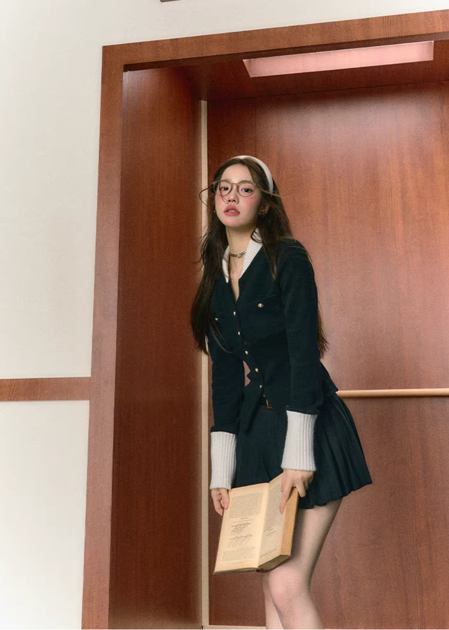 preppy outfit set women, pleated skirt suit, korean fashion set, brunch outfit ideas, brunch outfits, summer outfit ideas, school style outfit women, aesthetic fashion outfit, modern feminine clothing, parisian style clothing, versatile two piece outfit, chic everyday outfit, casual preppy outfit, soft girl aesthetic outfit, lightweight skirt set, feminine casual wear, stylish matching set, minimal fashion outfit, cute outfit ideas, everyday outfit set