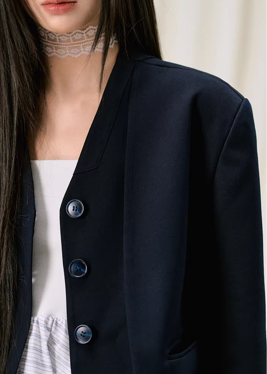 blazer women, patchwork jacket women, korean fashion outerwear, summer work outfits, work outfits women office, tailored blazer women, aesthetic fashion outfit, modern feminine clothing, parisian style clothing, versatile layering jacket, chic office outfit, minimal style blazer, elegant work outfit, refined casual wear, commuter outfit women, lightweight blazer women, professional outfit women, structured jacket women, everyday office outfit, simple elegant blazer