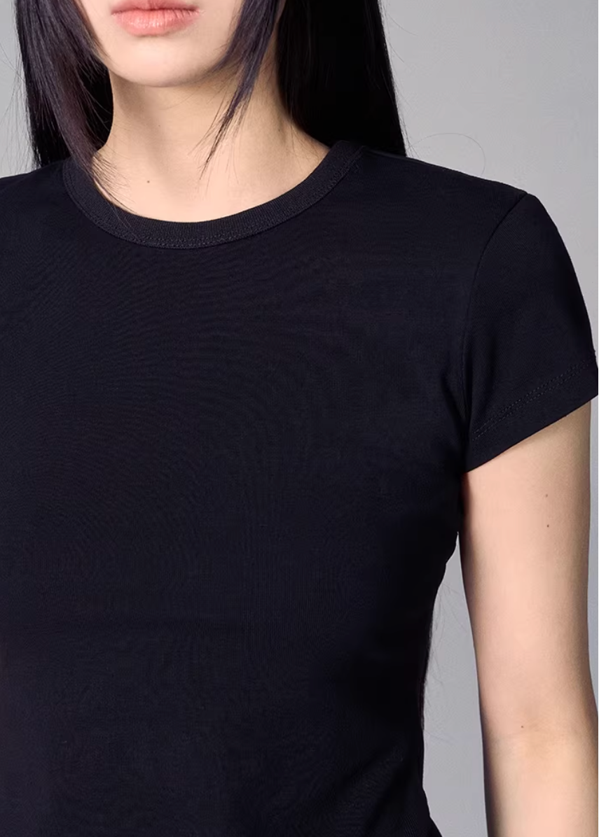 basic t shirt women, crew neck t shirt women, korean fashion top, summer outfits casual, summer outfit ideas, minimalist t shirt women, slim fit t shirt women, breathable cotton tee, soft aesthetic outfit, modern feminine clothing, parisian style clothing, versatile everyday top, chic casual outfit, simple basic top, lightweight summer top, effortless style tee, refined casual wear, spring wardrobe essential, fitted tee women, everyday essential top