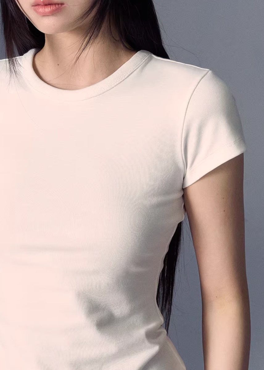 basic t shirt women, crew neck t shirt women, korean fashion top, summer outfits casual, summer outfit ideas, minimalist t shirt women, slim fit t shirt women, breathable cotton tee, soft aesthetic outfit, modern feminine clothing, parisian style clothing, versatile everyday top, chic casual outfit, simple basic top, lightweight summer top, effortless style tee, refined casual wear, spring wardrobe essential, fitted tee women, everyday essential top