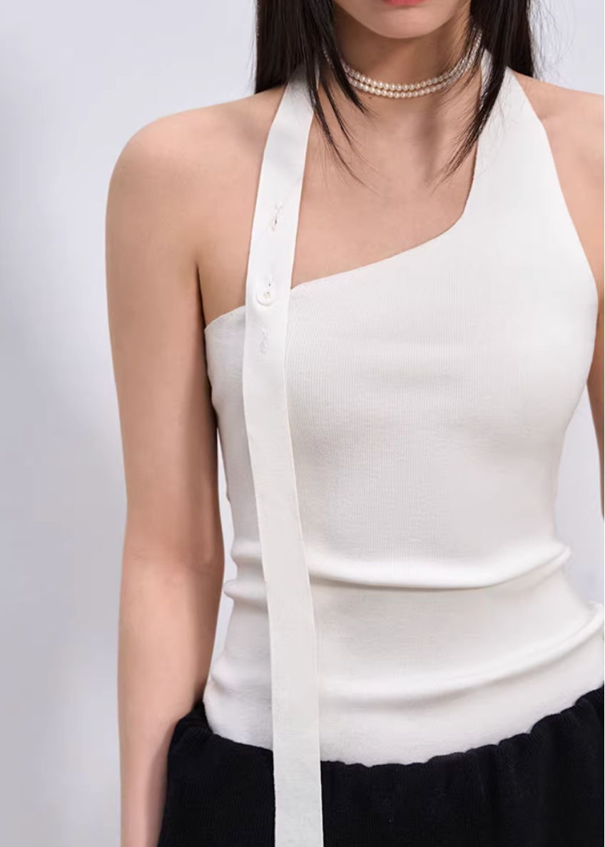 halter neck top women, knit halter top, korean fashion top, summer outfit ideas, brunch outfit ideas, slim fit knit top, aesthetic fashion top, modern feminine clothing, parisian style clothing, versatile summer top, chic going out top, lightweight knitwear, soft girl aesthetic outfit, minimal style top, trendy summer top, fitted halter top, casual summer outfit, stylish basic top, feminine outfit top, breathable knit top