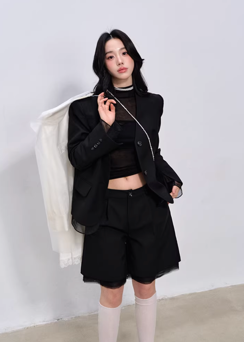 blazer shorts set women, two piece suit women, korean fashion set, summer work outfits women, work outfits women office, casual work outfit women, tailored blazer set, aesthetic fashion outfit, modern feminine clothing, parisian style clothing, chic office outfit, versatile two piece outfit, professional outfit women, minimal style suit, elegant work outfit, refined casual wear, commuter outfit women, lightweight summer suit, stylish office outfit, everyday work set