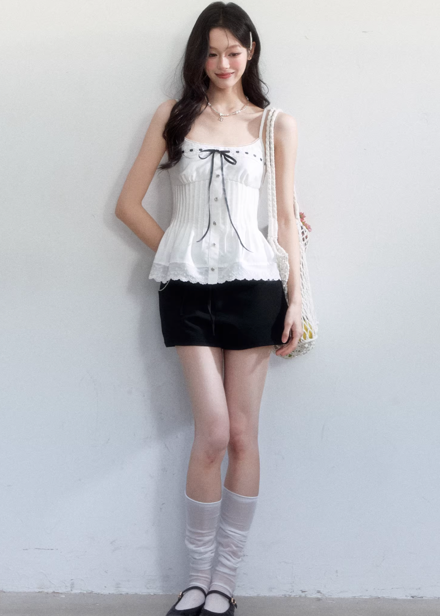 spring brunch outfit, brunch outfit ideas, two piece set women, lace camisole set, korean feminine outfit, coquette outfit, soft girl outfit, layered outfit women, black and white outfit, aesthetic fashion outfit, feminine korean fashion, casual spring outfits women, cute everyday outfit, romantic casual outfit, lightweight summer outfit, stylish two piece outfit, soft aesthetic clothing, date outfit women, trendy korean fashion, delicate feminine outfit

