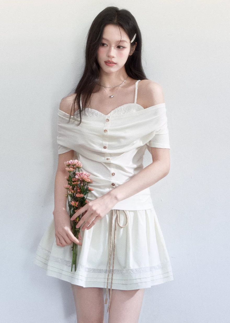 casual spring outfits women, spring brunch outfit, one shoulder top women, slim fit t shirt women, korean feminine top, coquette outfit, soft girl outfit, aesthetic fashion top, feminine korean fashion, cute spring outfit, romantic casual outfit, lightweight summer top, stylish basic top, soft aesthetic clothing, everyday outfit women, delicate feminine top, korean style blouse, trendy spring top, outfit ideas spring, breathable fabric top

