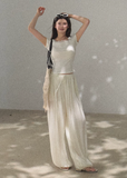 silk pants women, wide leg trousers women, korean fashion pants, minimal outfit women, effortless outfit ideas, casual summer outfits, mulberry silk pants, modern feminine clothing, parisian style clothing, versatile wide pants, chic everyday outfit, calm luxury fashion, breathable summer pants, relaxed fit trousers women, natural fabric clothing, elegant casual pants, summer wardrobe bottoms, lightweight silk trousers, clean silhouette pants, simple elegant outfit
