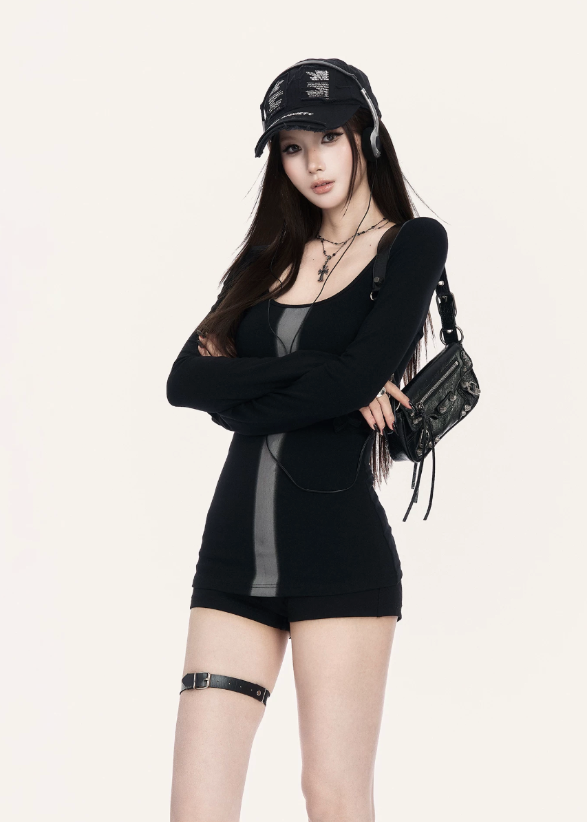 bodycon mini dress women, black mini dress women, long sleeve mini dress, korean fashion dress, slim fit dress women, street style dress, edgy outfit women, fitted mini dress, casual chic outfit, modern minimal dress, short dress women, sleek silhouette dress, trendy mini dress, urban style outfit, statement mini dress, structured dress women, clean line dress, fashion forward outfit, versatile mini dress, sharp silhouette dress