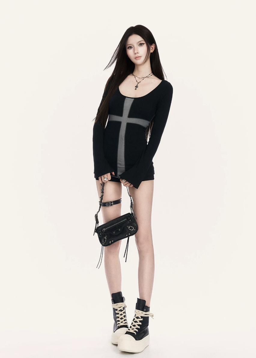 bodycon mini dress women, black mini dress women, long sleeve mini dress, korean fashion dress, slim fit dress women, street style dress, edgy outfit women, fitted mini dress, casual chic outfit, modern minimal dress, short dress women, sleek silhouette dress, trendy mini dress, urban style outfit, statement mini dress, structured dress women, clean line dress, fashion forward outfit, versatile mini dress, sharp silhouette dress