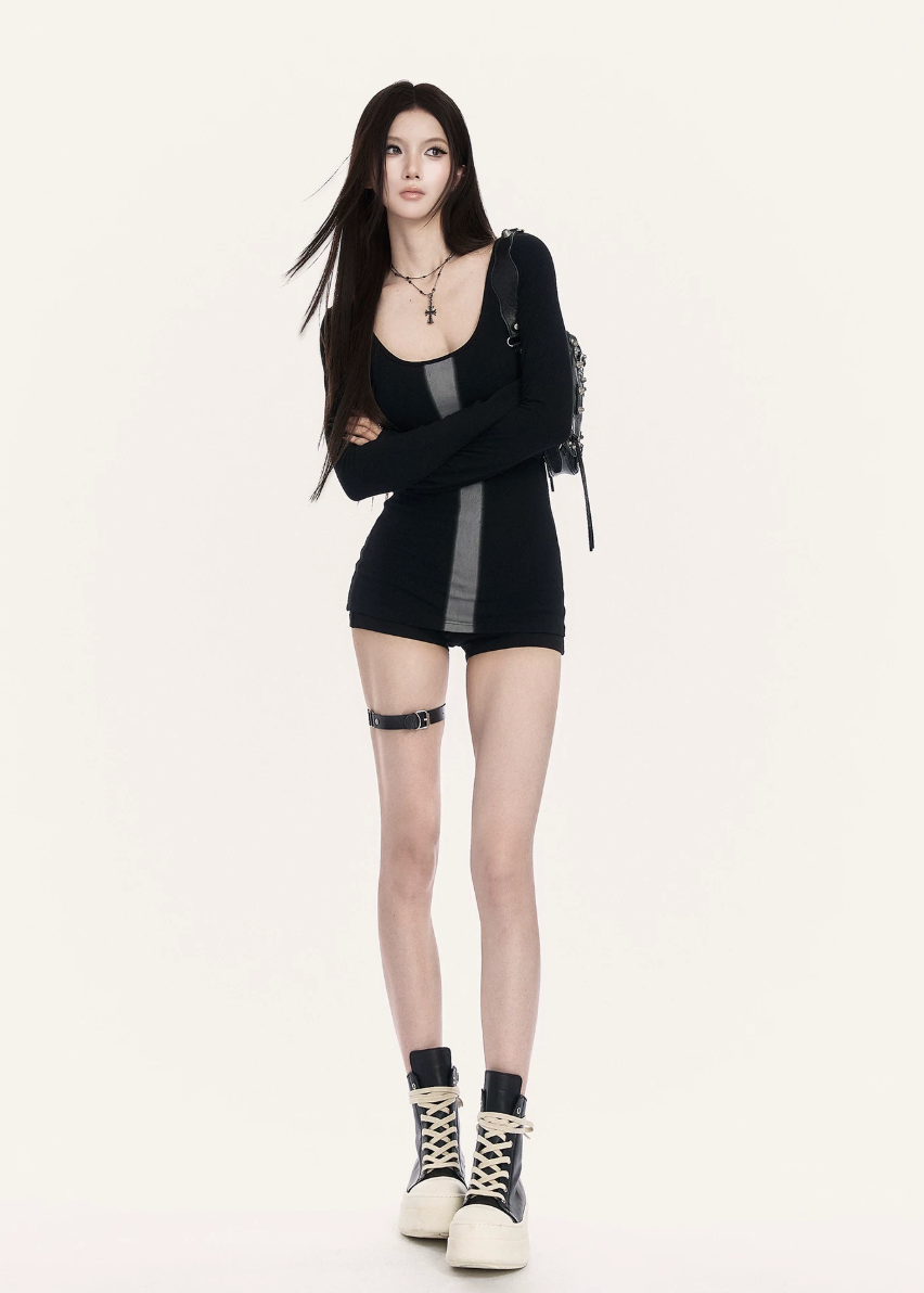 bodycon mini dress women, black mini dress women, long sleeve mini dress, korean fashion dress, slim fit dress women, street style dress, edgy outfit women, fitted mini dress, casual chic outfit, modern minimal dress, short dress women, sleek silhouette dress, trendy mini dress, urban style outfit, statement mini dress, structured dress women, clean line dress, fashion forward outfit, versatile mini dress, sharp silhouette dress