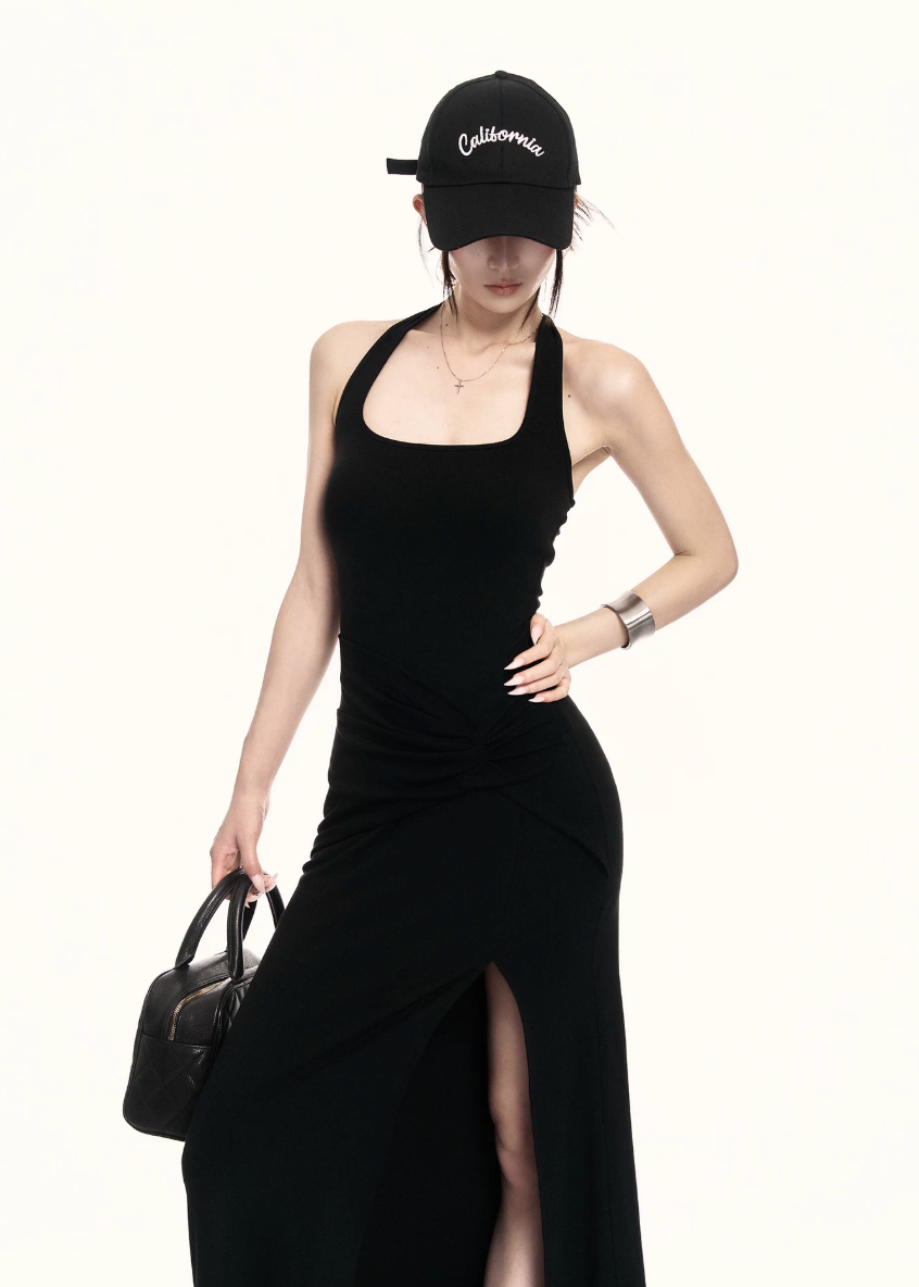 halter maxi dress women, backless dress women, bodycon maxi dress, knit dress women, korean fashion dress, slim fit dress women, summer outfit ideas, vacation dress women, elegant long dress, sleeveless maxi dress, chic minimal dress, long summer dress, modern feminine outfit, flattering bodycon dress, stylish maxi dress, trendy long dress, parisian style dress, statement dress women, clean silhouette dress, refined maxi dress
