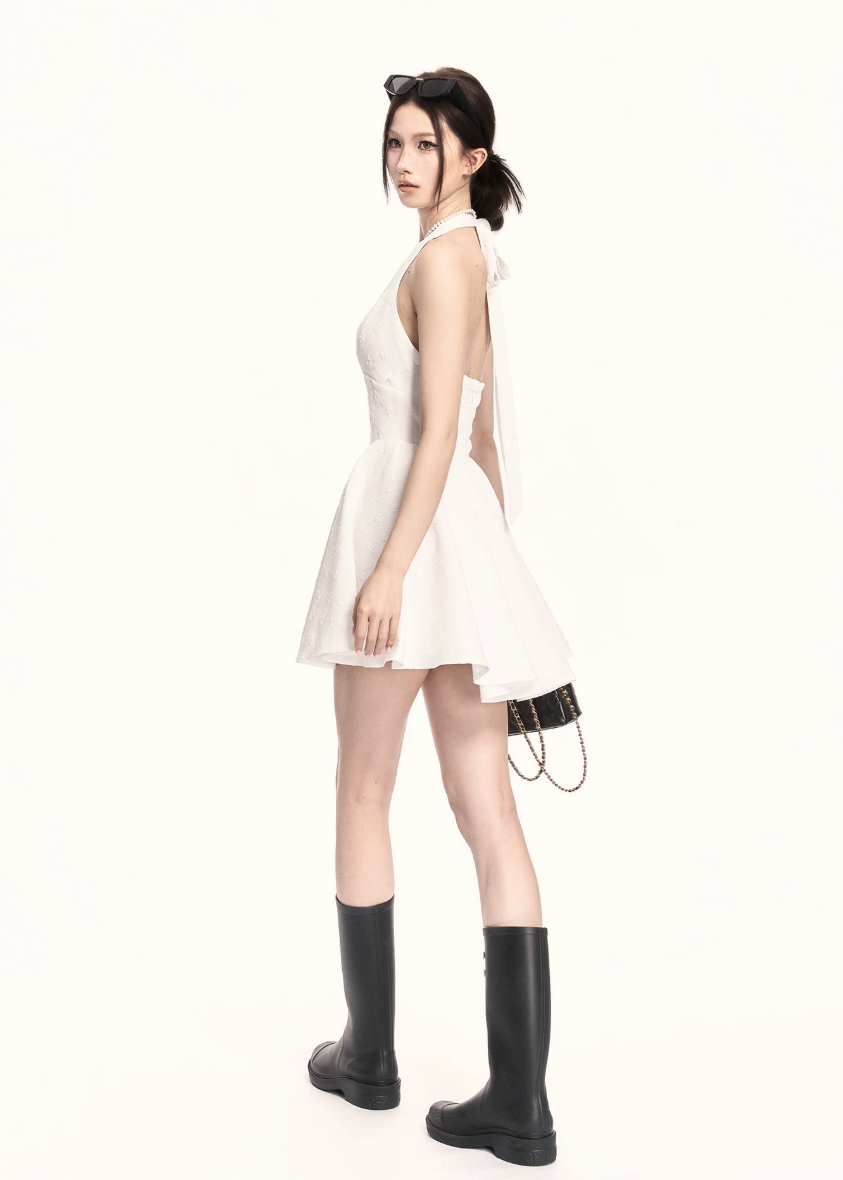 halter mini dress women, a line dress women, backless dress women, v neck dress women, korean fashion dress, slim fit dress women, summer outfit ideas, vacation dress women, elegant mini dress, sleeveless dress women, chic minimal dress, short dress women, modern feminine outfit, flattering waist dress, stylish mini dress, trendy mini dress, parisian style dress, statement mini dress, clean silhouette dress, refined mini dress