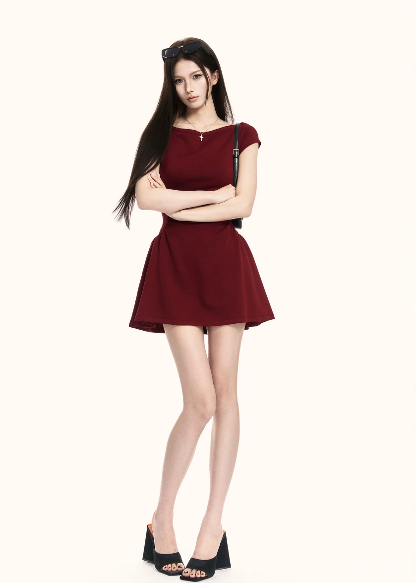 boat neck dress women, mini dress women, a line dress women, korean fashion dress, slim fit dress women, elegant mini dress, structured dress women, summer outfit ideas, work outfit women, chic minimal dress, short sleeve dress women, parisian style dress, casual elegant outfit, everyday dress women, flattering waist dress, modern feminine outfit, clean silhouette dress, office casual dress, simple elegant dress, refined mini dress