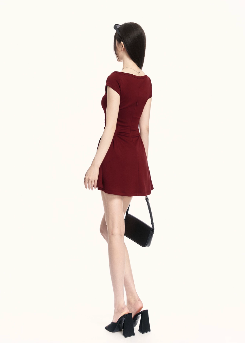 boat neck dress women, mini dress women, a line dress women, korean fashion dress, slim fit dress women, elegant mini dress, structured dress women, summer outfit ideas, work outfit women, chic minimal dress, short sleeve dress women, parisian style dress, casual elegant outfit, everyday dress women, flattering waist dress, modern feminine outfit, clean silhouette dress, office casual dress, simple elegant dress, refined mini dress