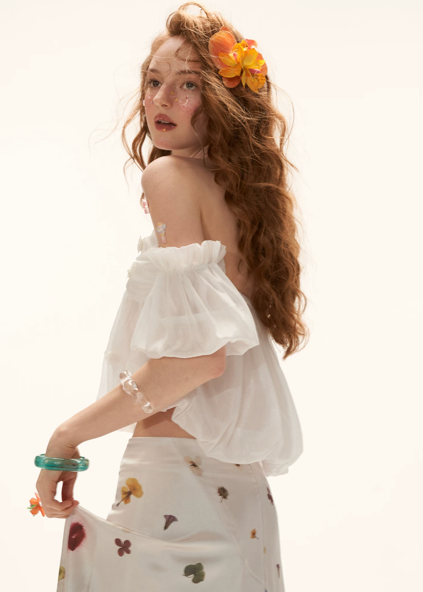summer top women, puff sleeve top, casual summer outfits women, summer 2026 outfits, korean fashion top, picnic outfit women, brunch outfit women, flower field outfit, loose fit top women, aesthetic outfit women, lightweight summer top, cute summer top, feminine summer outfit, trendy summer top, casual outfit ideas, stylish summer top, breathable top women, layered camisole top, romantic summer outfit, versatile summer top