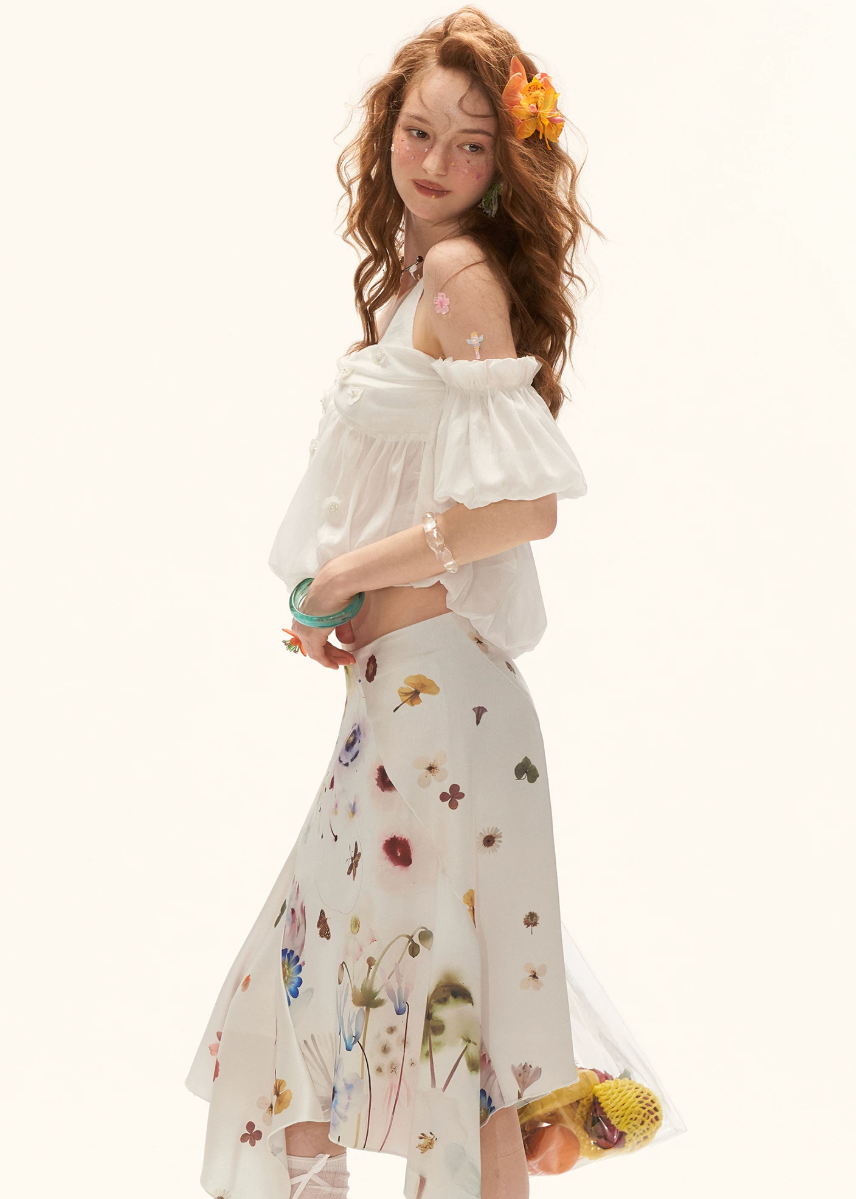 summer top women, puff sleeve top, casual summer outfits women, summer 2026 outfits, korean fashion top, picnic outfit women, brunch outfit women, flower field outfit, loose fit top women, aesthetic outfit women, lightweight summer top, cute summer top, feminine summer outfit, trendy summer top, casual outfit ideas, stylish summer top, breathable top women, layered camisole top, romantic summer outfit, versatile summer top