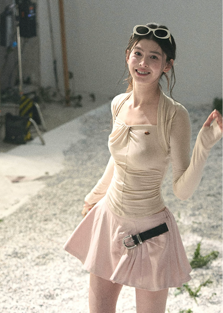 aomalm skirt, a line mini skirt, feminine korean skirt, french style mini skirt, blush summer skirt, high waist mini skirt, puffy skirt women, romantic summer skirt, cute korean outfit, soft girl mini skirt, lyocell blend skirt, pretty summer outfit</p>
