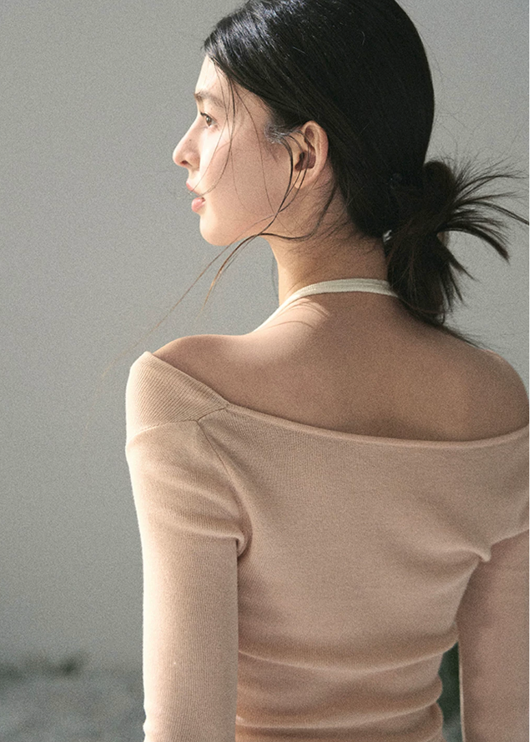 aomalm top, off shoulder top, halter layered top, korean fashion top, lyocell long sleeve top, feminine spring top, slim fit off shoulder blouse, romantic korean outfit, soft blue top women, fake two piece top, elegant casual top, spring summer top women