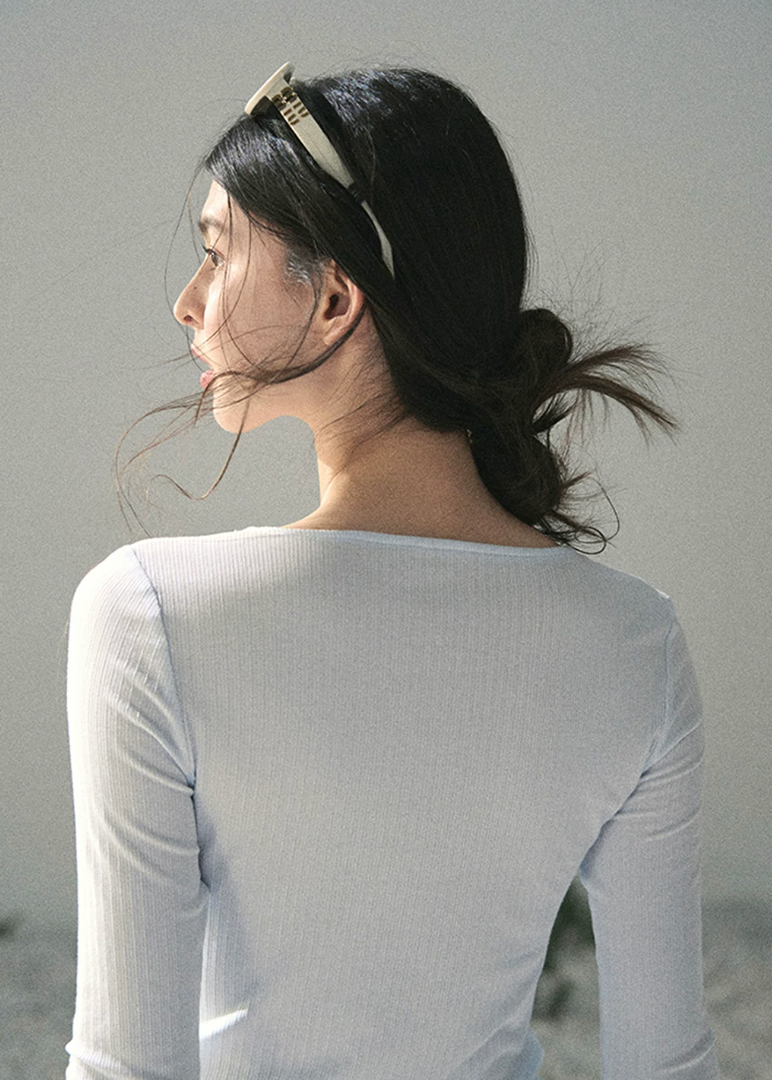 aomalm top, fake two piece top, lace layered top, korean fashion top, feminine spring top, cropped lace top, lyocell top women, romantic korean blouse, cut out layered top, long sleeve summer top, pretty everyday top, soft girl outfit top