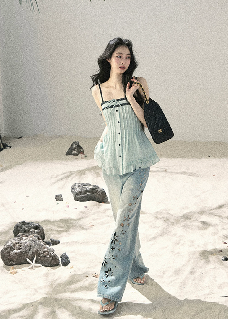 aomalm top, pleated cami top, seafoam summer top, korean fashion top, feminine summer blouse, contrast trim cami, peplum summer top, french style top women, slim fit cami top, elegant casual top, summer date outfit top, soft girl summer top