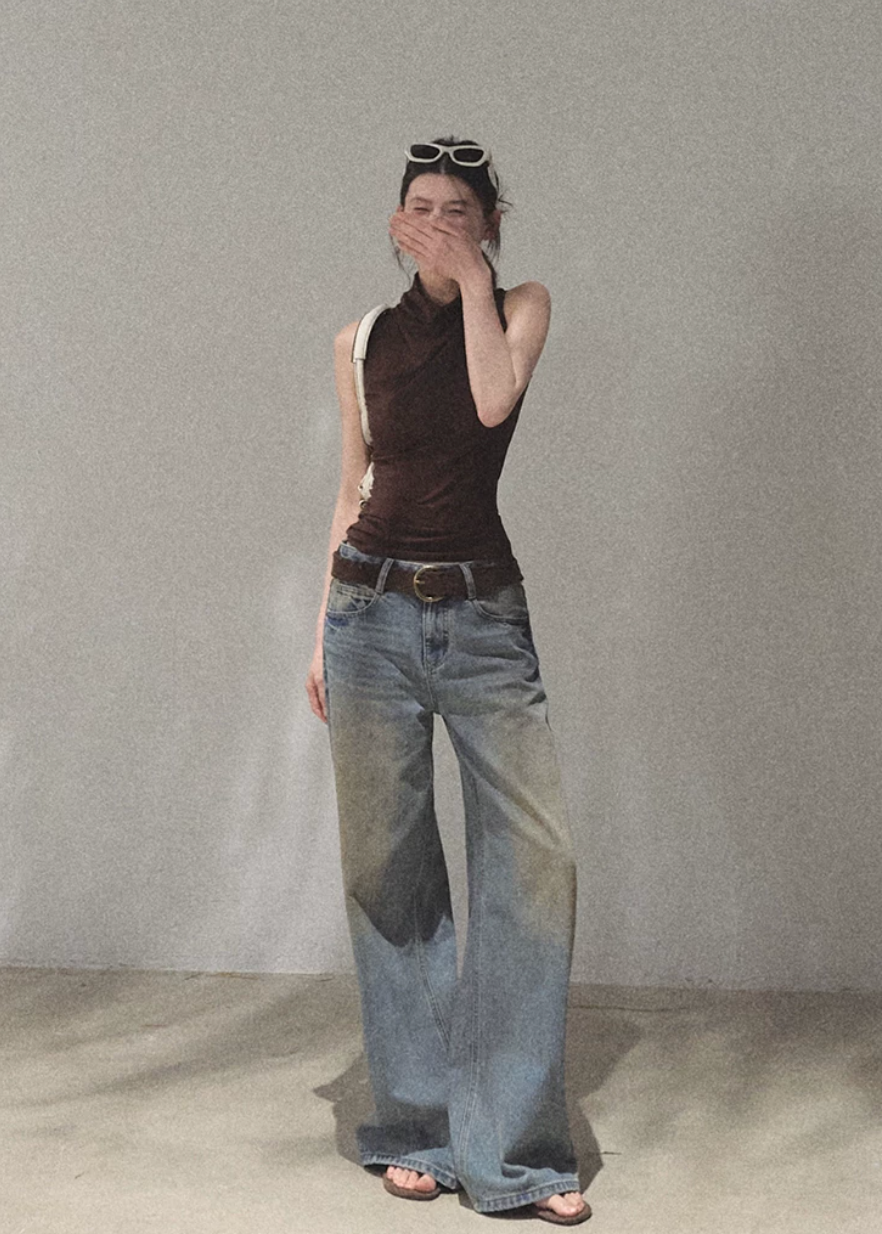 oakmoo top, halter neck top women, brown sleeveless top, lyocell acetate top, korean minimal fashion, waist cinching top, slim fit summer top, quiet luxury top, refined casual top, summer halter top, elegant sleeveless blouse, minimalist korean outfit