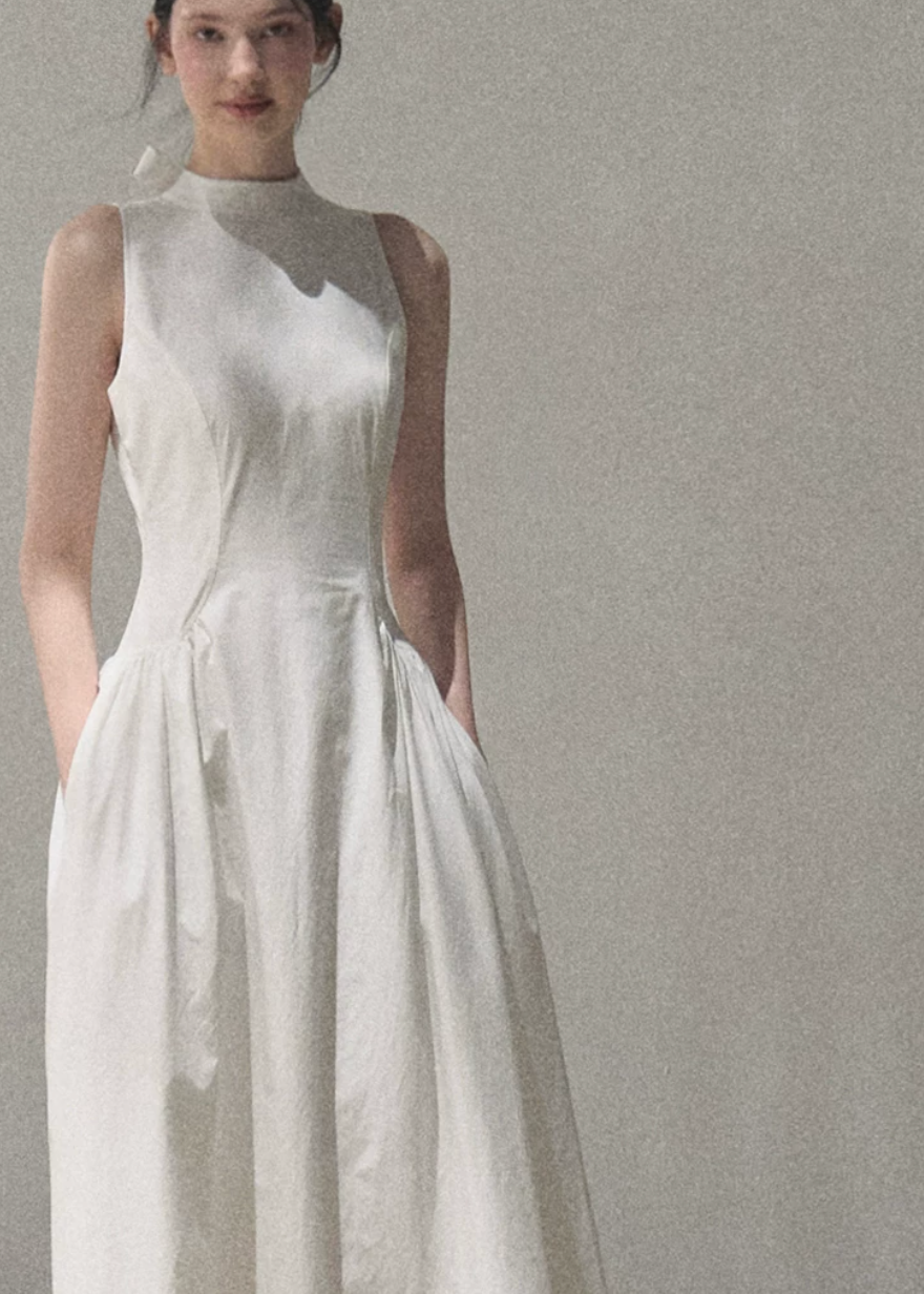 oakmoo dress, ivory halter dress, lyocell cotton dress, korean minimal dress, sleeveless summer dress, waist cinching dress, backless summer dress, quiet luxury dress, short halter dress, long halter dress, minimalist korean outfit, refined summer dress