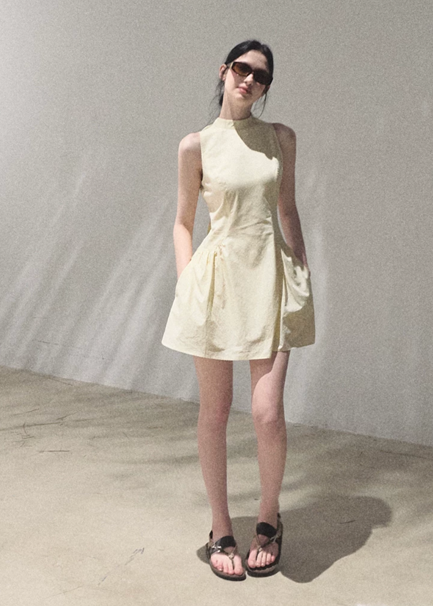 oakmoo dress, ivory halter dress, lyocell cotton dress, korean minimal dress, sleeveless summer dress, waist cinching dress, backless summer dress, quiet luxury dress, short halter dress, long halter dress, minimalist korean outfit, refined summer dress