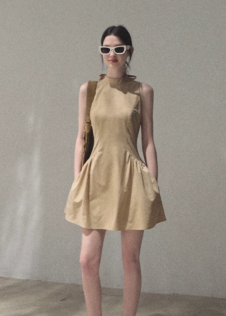 oakmoo dress, ivory halter dress, lyocell cotton dress, korean minimal dress, sleeveless summer dress, waist cinching dress, backless summer dress, quiet luxury dress, short halter dress, long halter dress, minimalist korean outfit, refined summer dress