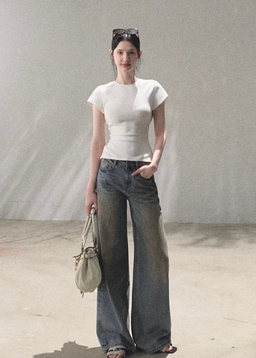 oakmoo top, white slim t-shirt, antibacterial cotton top, korean minimal fashion, short sleeve summer top, waist cinching t-shirt, slim fit white tee, quiet luxury basic top, everyday summer top, korean casual outfit, cotton blend t-shirt women, minimalist white top