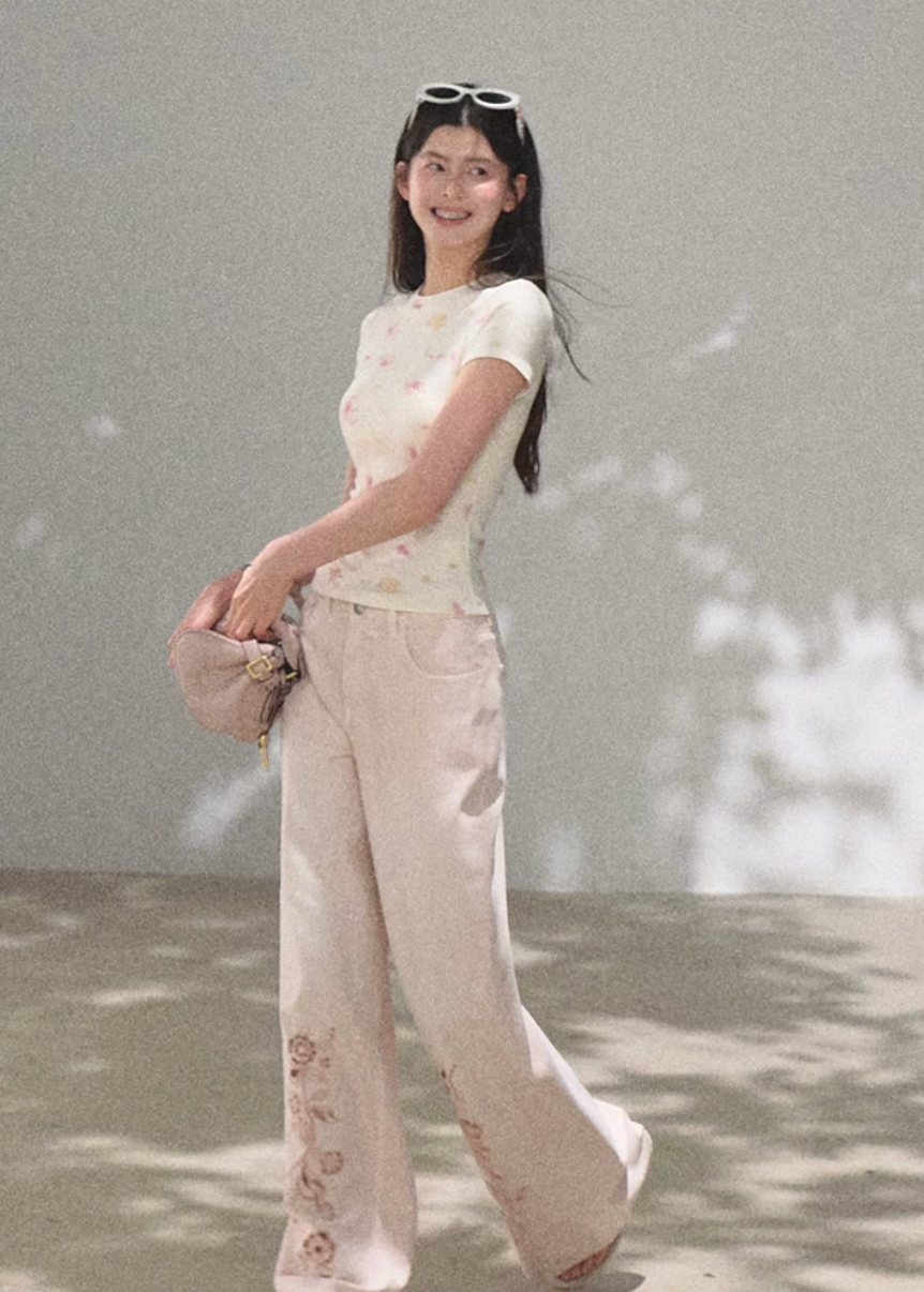 oakmoo top, printed short sleeve t-shirt, modal cotton top, floral slim fit tee, korean minimal fashion, waist skimming top, summer printed top, soft floral t-shirt women, quiet luxury casual top, breathable summer tee, feminine everyday top, minimalist summer outfit