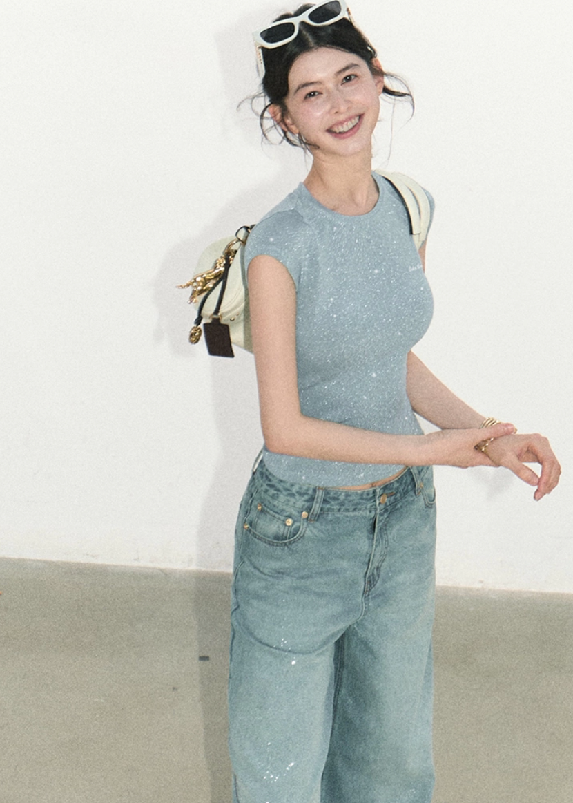 oakmoo top, sparkle slim t-shirt, metallic thread top, korean minimal fashion, short sleeve summer top, fitted crew neck tee, shimmer summer top, waist skimming top, quiet luxury basic top, soft fitted t-shirt, feminine summer top, minimalist korean outfit
