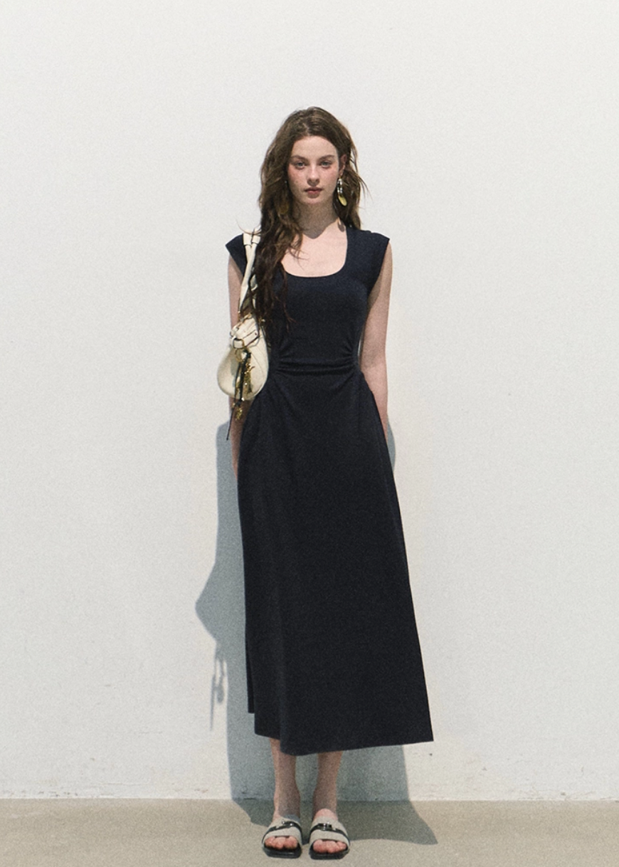 oakmoo dress, white tank dress, a-line summer dress, waist cinching dress, korean minimal dress, elegant summer dress, white vacation dress, short white dress, long white dress, refined tank dress, quiet luxury dress, feminine summer outfit