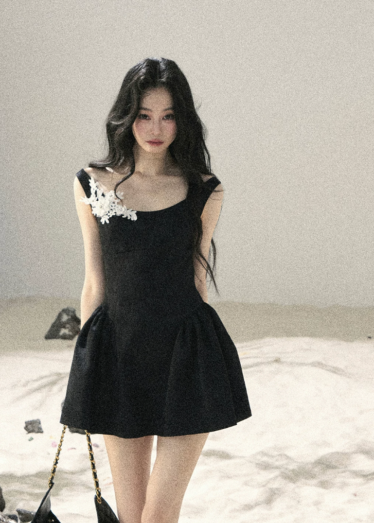 aomalm dress, black mini dress, floral lace dress, french floral dress, korean feminine dress, wisteria mini dress, puffy skirt dress, jacquard mini dress, black romantic dress, lace applique dress, feminine summer dress, elegant korean fashion