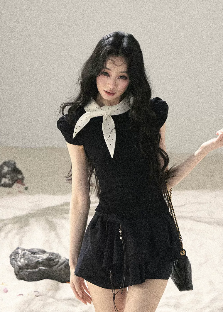 aomalm top, bow puff sleeve top, polka dot bow top, korean feminine top, french vintage top, black slimming top, puff sleeve t-shirt, waist defining top, feminine korean fashion, summer bow top, romantic black top, soft french style top