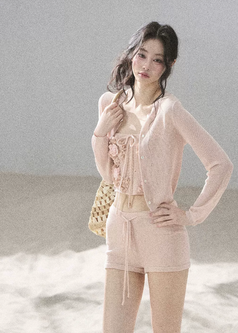 aomalm set, three piece summer set, floral bandeau top, korean feminine set, cardigan shorts set, 3d floral top, french summer outfit, pink knit set, resort three piece set, feminine korean fashion, summer shorts outfit, romantic floral set