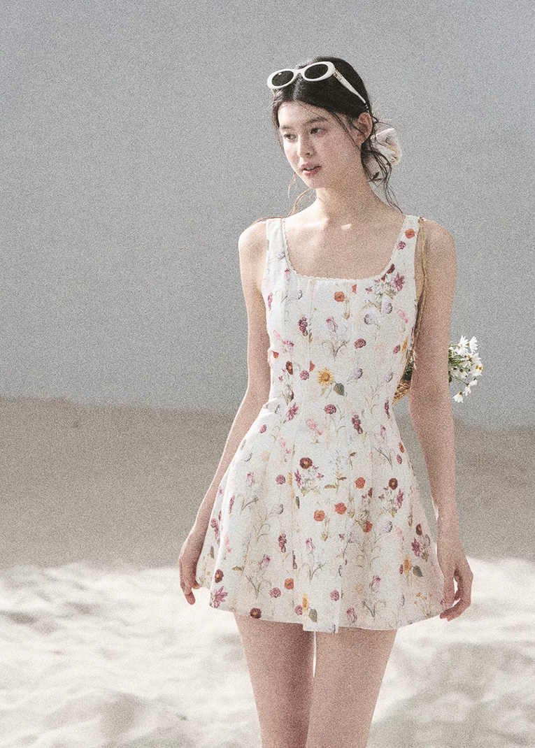 aomalm dress, chamomile floral dress, floral suspender dress, french floral mini dress, korean feminine dress, summer puffy skirt dress, floral lace dress, garden mini dress, feminine summer dress, romantic floral dress, sleeveless mini dress, vacation dress women