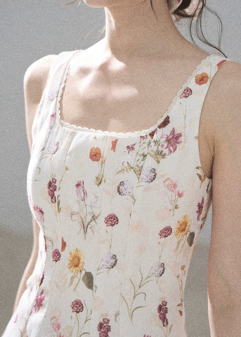aomalm dress, chamomile floral dress, floral suspender dress, french floral mini dress, korean feminine dress, summer puffy skirt dress, floral lace dress, garden mini dress, feminine summer dress, romantic floral dress, sleeveless mini dress, vacation dress women