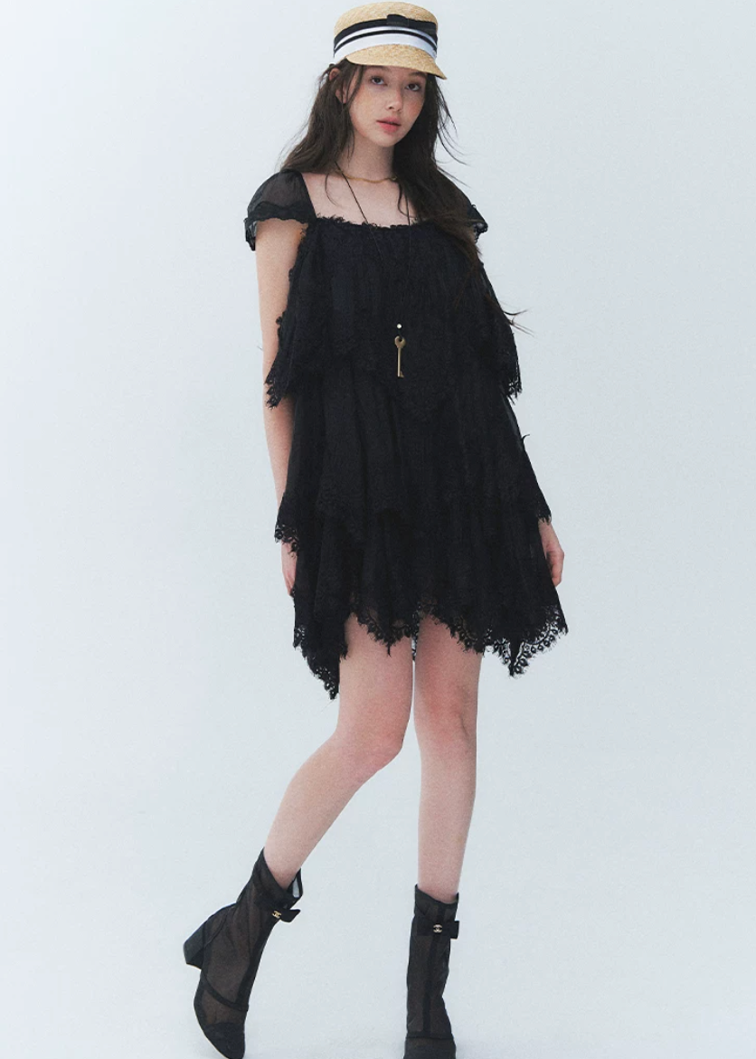 irregular lace dress, lace cake dress, summer lace mini dress, beach holiday dress, Korean feminine dress, French lace dress, resort lace dress, vintage lace dress, layered lace dress, romantic summer dress, lace vacation dress, asymmetric hem dress, feminine Korean fashion, cream lace dress, black lace mini dress