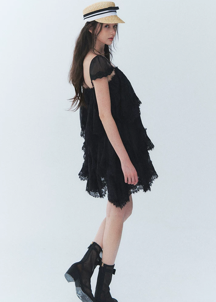 irregular lace dress, lace cake dress, summer lace mini dress, beach holiday dress, Korean feminine dress, French lace dress, resort lace dress, vintage lace dress, layered lace dress, romantic summer dress, lace vacation dress, asymmetric hem dress, feminine Korean fashion, cream lace dress, black lace mini dress