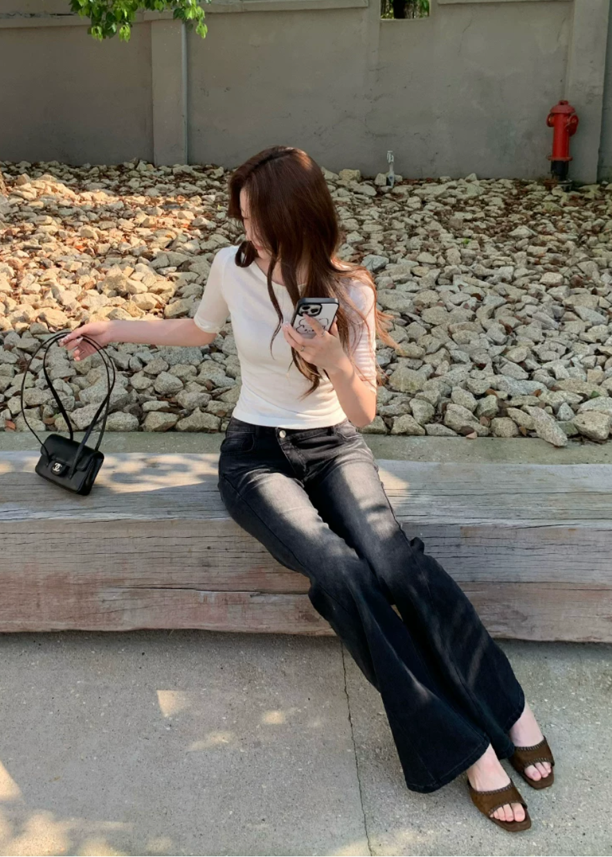 off shoulder knit top, minimalist knit top, slimming knit top, Korean feminine top, solid color knit tee, mid sleeve knit top, elegant summer knit, soft slim fit top, versatile knit blouse, feminine Korean fashion, collarbone knit top, acrylic lyocell wool top, mulberry silk knit top, casual elegant top, fitted knitwear women