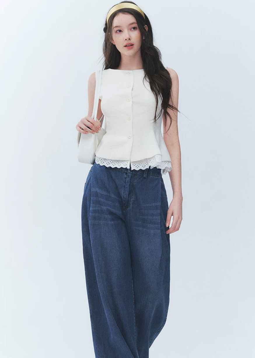 French vintage vest top, lace hem vest top, sleeveless button top, Korean feminine top, cotton linen sleeveless top, waist cinching blouse, romantic summer top, white lace trim top, vintage sleeveless blouse, feminine Korean fashion, button front vest top, cotton blend summer top, elegant casual top, café date outfit, soft vintage top