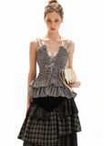 Y2K white lace-trim top with a slim fit
