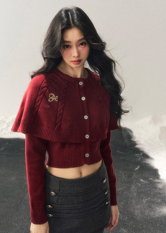 cape knit sweater women, twist knit capelet top, layered knit sweater, autumn winter slim knit top, american style cape knit, fw25 knitwear women, cape style cardigan, long sleeve cape sweater, cute cape top women