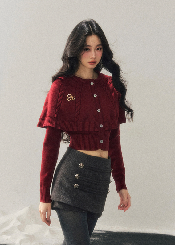 cape knit sweater women, twist knit capelet top, layered knit sweater, autumn winter slim knit top, american style cape knit, fw25 knitwear women, cape style cardigan, long sleeve cape sweater, cute cape top women