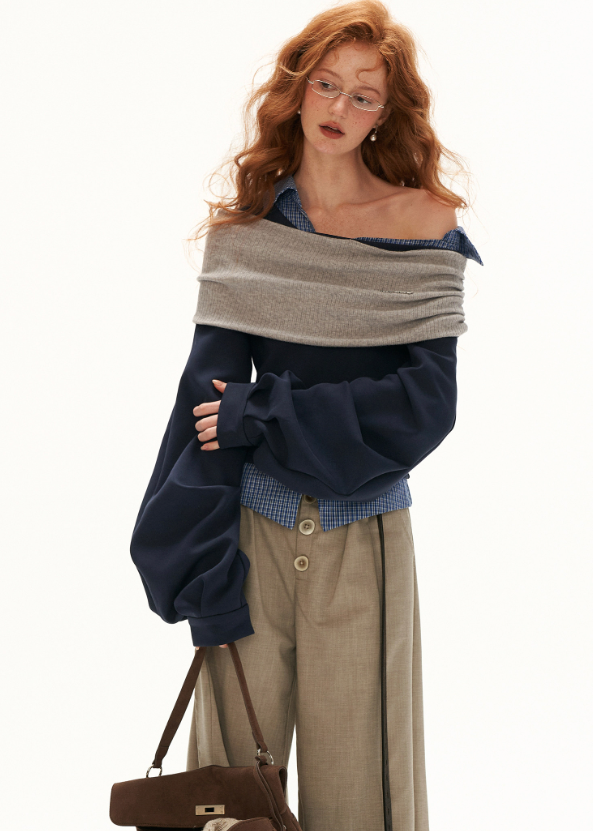Women's layered plaid sweatshirt with oversized sleeves