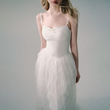 화이트 메시 자수 슬립 드레스 