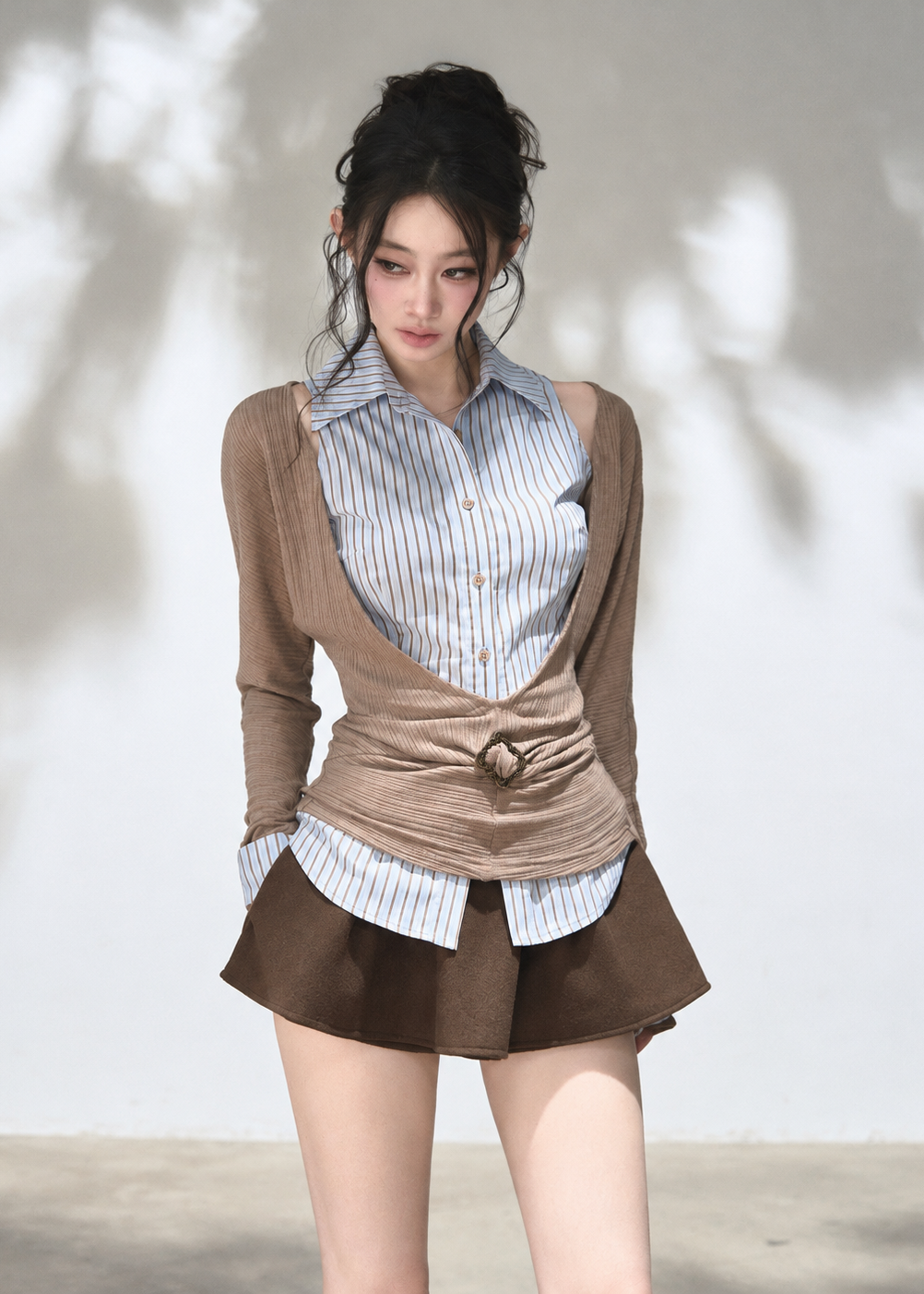 Women's two-piece layered knit and sleeveless shirt set with buckle waist