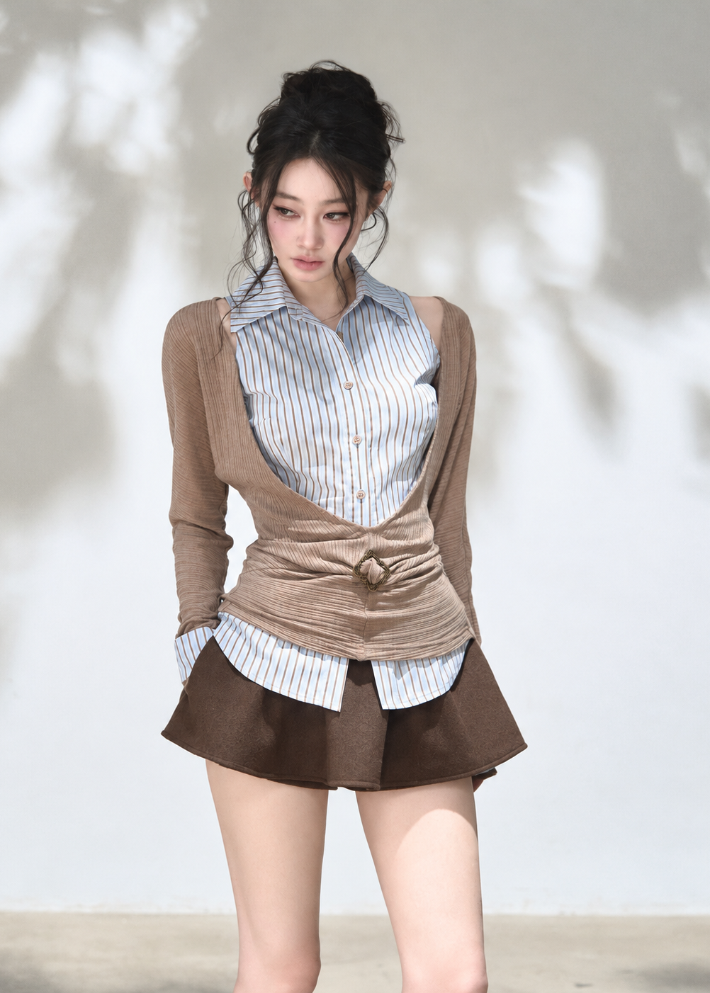 Women's two-piece layered knit and sleeveless shirt set with buckle waist