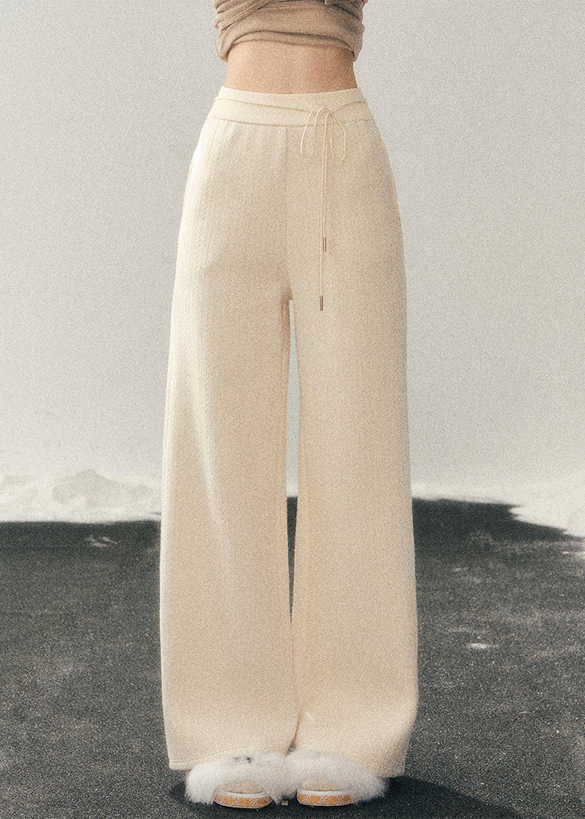 wide leg knit pants women, winter wide trousers women, korean minimal pants, soft knit lounge pants, relaxed fit winter trousers, elegant casual pants women, comfortable women pants, premium knit bottoms, aomalm pants style, understated luxury trousers, loose fit winter pants, modern women knit pants, calm style clothing women, versatile wide leg pants, cozy winter bottoms